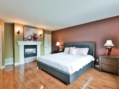 Master bedroom - 125 Rue Du Bonniebrook, Saint-Colomban, QC - Indoor Photo Showing Bedroom