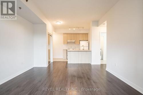 308 - 90 Charlton Avenue W, Hamilton (Durand), ON - Indoor Photo Showing Kitchen