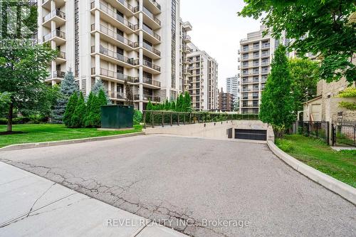 308 - 90 Charlton Avenue W, Hamilton (Durand), ON - Outdoor With Balcony With Facade