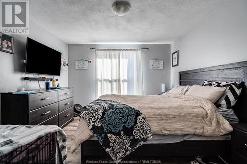 262-264 Queen Street, Chatham, ON - Indoor Photo Showing Bedroom