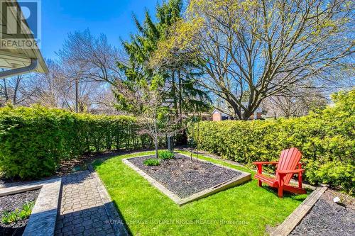 2220 Elmhurst Avenue, Oakville (Eastlake), ON - Outdoor