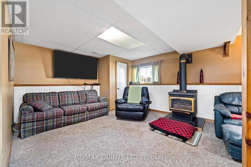 16 Harbourview Crescent, Prince Edward County (Wellington), ON - Indoor With Fireplace