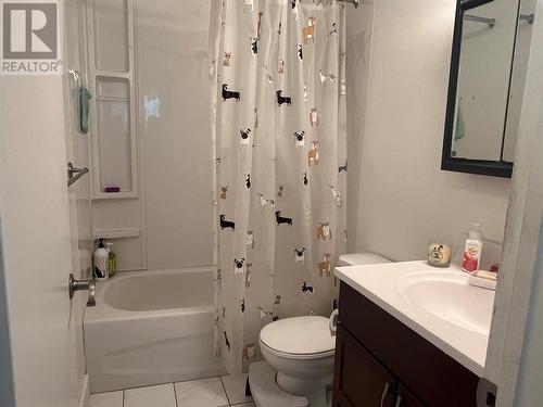 5216 42 Street Ne, Chetwynd, BC - Indoor Photo Showing Bathroom