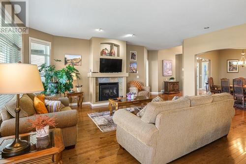 3242 Malbec Crescent, West Kelowna, BC - Indoor Photo Showing Living Room With Fireplace