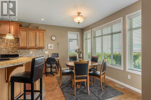 3242 Malbec Crescent, West Kelowna, BC - Indoor Photo Showing Dining Room