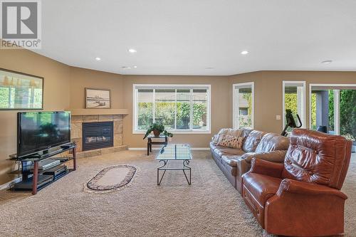 3242 Malbec Crescent, West Kelowna, BC - Indoor Photo Showing Living Room With Fireplace