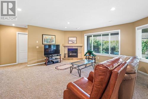 3242 Malbec Crescent, West Kelowna, BC - Indoor Photo Showing Living Room With Fireplace