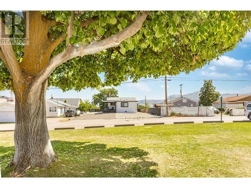 8706 74Th Avenue, Osoyoos, BC - Outdoor