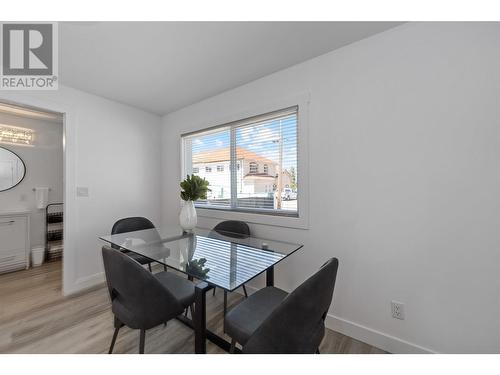 8706 74Th Avenue, Osoyoos, BC - Indoor Photo Showing Dining Room