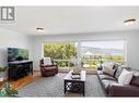 14251 East Hill Road, Lake Country, BC  - Indoor Photo Showing Living Room 