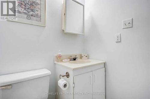 31 Madsen Crescent, Markham, ON - Indoor Photo Showing Bathroom