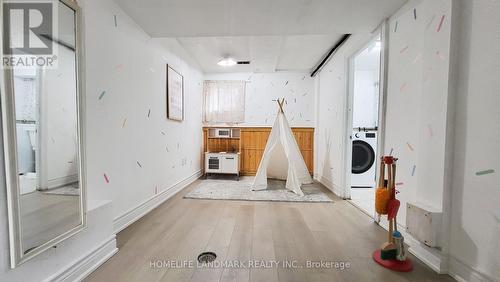 31 Permfield Path, Toronto (Etobicoke West Mall), ON - Indoor Photo Showing Other Room