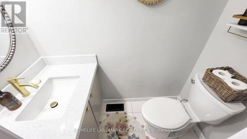 31 Permfield Path, Toronto (Etobicoke West Mall), ON - Indoor Photo Showing Bathroom