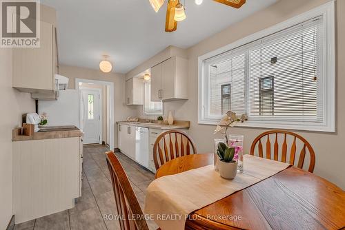 2440 Rosemary Drive, Mississauga (Erindale), ON - Indoor Photo Showing Dining Room