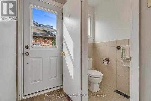 2440 Rosemary Drive, Mississauga, ON - Indoor Photo Showing Bathroom