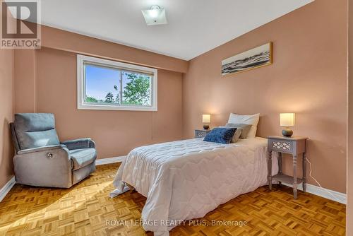 2440 Rosemary Drive, Mississauga (Erindale), ON - Indoor Photo Showing Bedroom