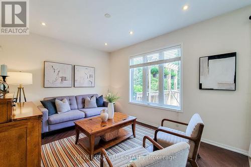 3263 Mccurdy Court, Burlington (Alton), ON - Indoor Photo Showing Living Room