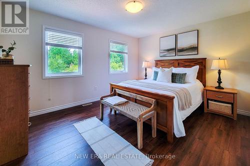 3263 Mccurdy Court, Burlington (Alton), ON - Indoor Photo Showing Bedroom