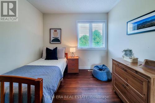 3263 Mccurdy Court, Burlington (Alton), ON - Indoor Photo Showing Bedroom