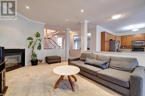 5231 Misty Pine Crescent, Mississauga (Churchill Meadows), ON - Indoor Photo Showing Living Room With Fireplace