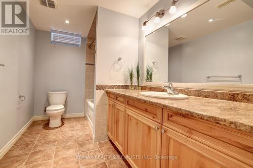 5231 Misty Pine Crescent, Mississauga (Churchill Meadows), ON - Indoor Photo Showing Bathroom