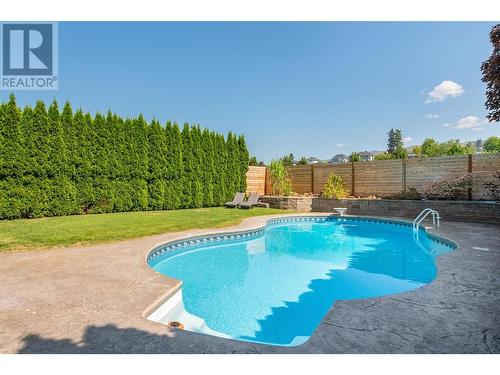 357 Quilchena Drive, Kelowna, BC - Outdoor With In Ground Pool With Backyard