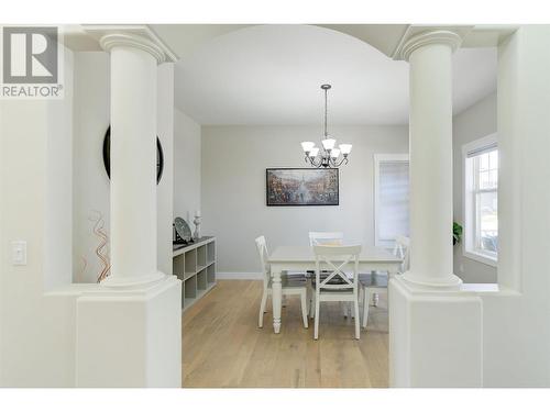 357 Quilchena Drive, Kelowna, BC - Indoor Photo Showing Dining Room