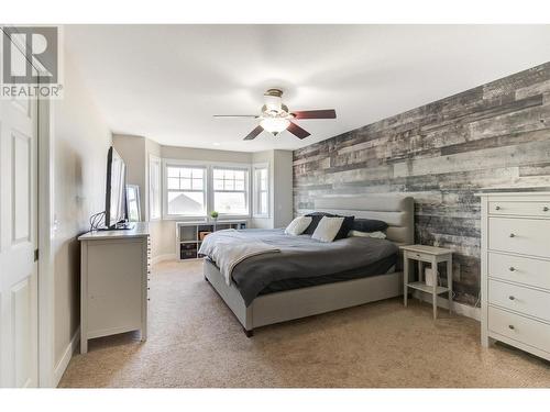 357 Quilchena Drive, Kelowna, BC - Indoor Photo Showing Bedroom