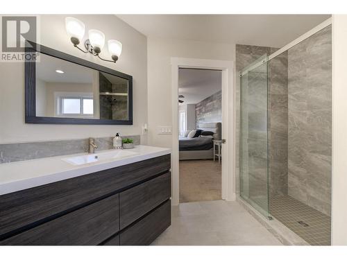 357 Quilchena Drive, Kelowna, BC - Indoor Photo Showing Bathroom