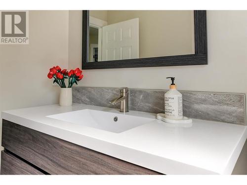 357 Quilchena Drive, Kelowna, BC - Indoor Photo Showing Bathroom