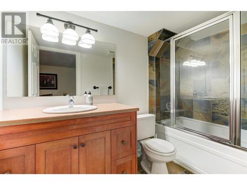 357 Quilchena Drive, Kelowna, BC - Indoor Photo Showing Bathroom