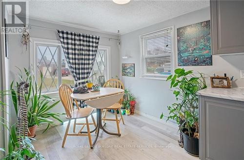 22 Inglewood Road, St. Catharines, ON - Indoor