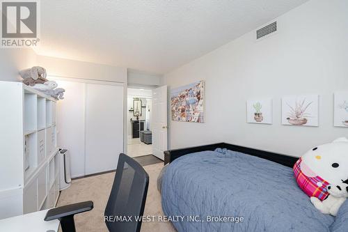 308 - 800 Sheppard Avenue W, Toronto (Bathurst Manor), ON - Indoor Photo Showing Bedroom