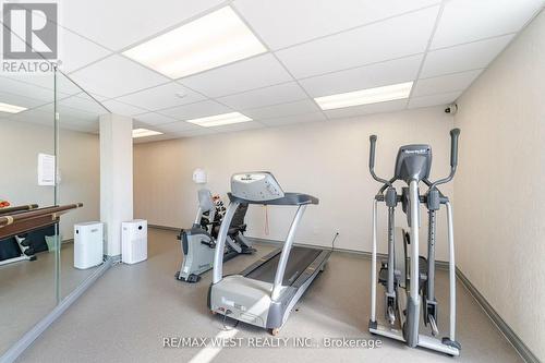 308 - 800 Sheppard Avenue W, Toronto (Bathurst Manor), ON - Indoor Photo Showing Gym Room