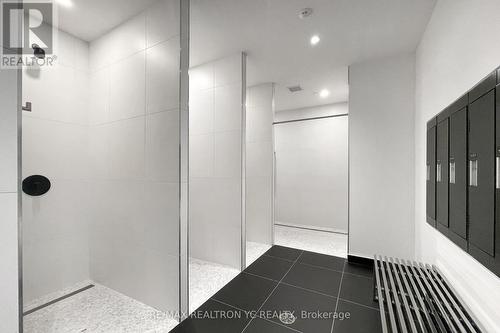 717 - 20 Edward Street, Toronto (Bay Street Corridor), ON - Indoor Photo Showing Bathroom