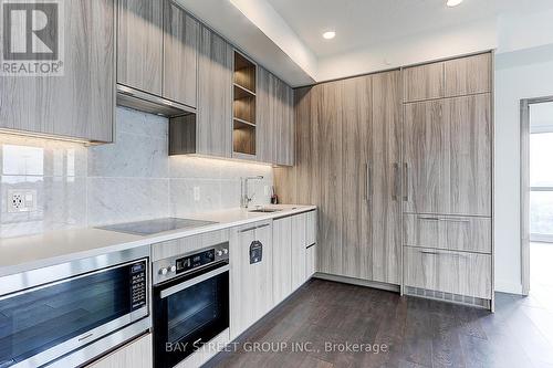 1106 - 85 Mcmahon Drive, Toronto (Bayview Village), ON - Indoor Photo Showing Kitchen