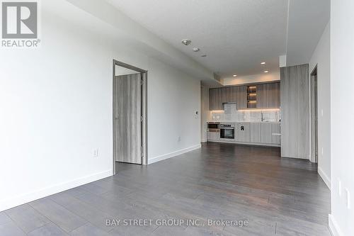 1106 - 85 Mcmahon Drive, Toronto (Bayview Village), ON - Indoor