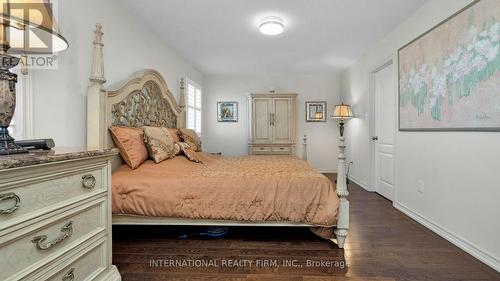 252 Morden Drive, Shelburne, ON - Indoor Photo Showing Bedroom