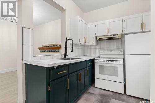 2218 Osler Street, Regina, SK - Indoor Photo Showing Kitchen