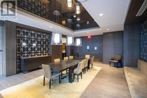 323 - 20 John Street, Toronto (Waterfront Communities), ON - Indoor Photo Showing Dining Room