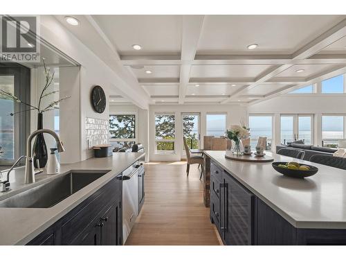 2311 Campbell Road, West Kelowna, BC - Indoor Photo Showing Kitchen With Upgraded Kitchen