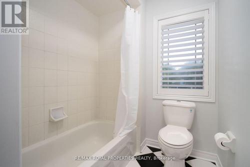 22 Carberry Crescent, Ajax (Northeast Ajax), ON - Indoor Photo Showing Bathroom