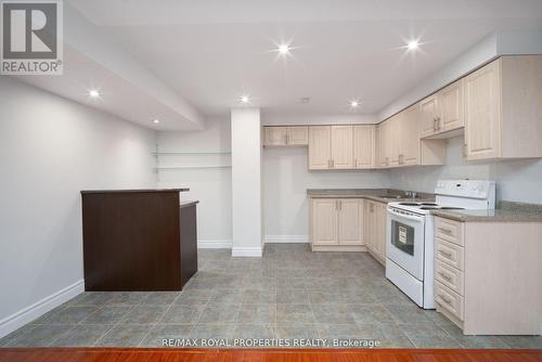 22 Carberry Crescent, Ajax (Northeast Ajax), ON - Indoor Photo Showing Kitchen