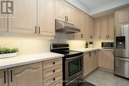 22 Carberry Crescent, Ajax (Northeast Ajax), ON - Indoor Photo Showing Kitchen