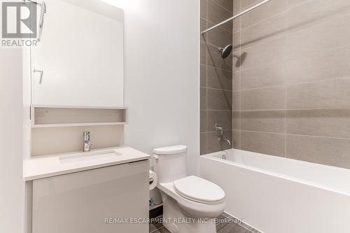 Th23 - 7 Buttermill Avenue, Vaughan, ON - Indoor Photo Showing Bathroom