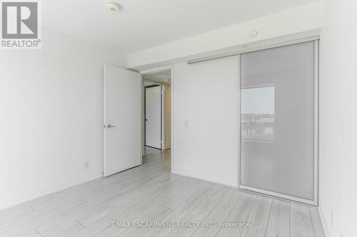 Th23 - 7 Buttermill Avenue, Vaughan, ON - Indoor Photo Showing Other Room