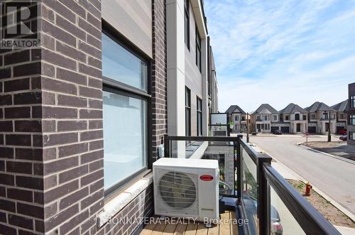 2461 Belt Lane, Oakville (Glen Abbey), ON - Outdoor With Balcony