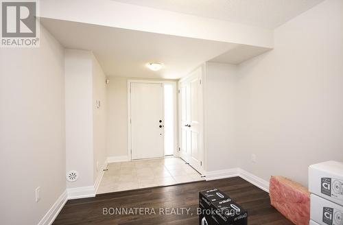 2461 Belt Lane, Oakville (Glen Abbey), ON - Indoor Photo Showing Other Room