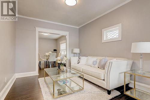 794 Jane Street, Toronto (Rockcliffe-Smythe), ON - Indoor Photo Showing Living Room