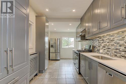 794 Jane Street, Toronto (Rockcliffe-Smythe), ON - Indoor Photo Showing Kitchen With Double Sink With Upgraded Kitchen